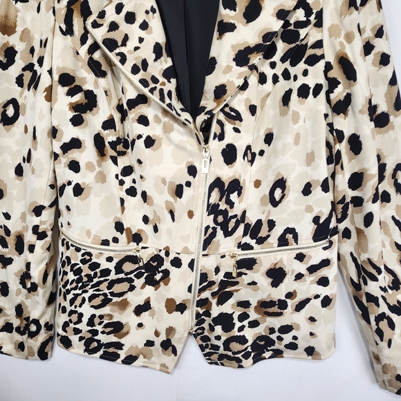 Chico's Leopard Print Women's Jacket Size M (1) - Picture 4 of 12